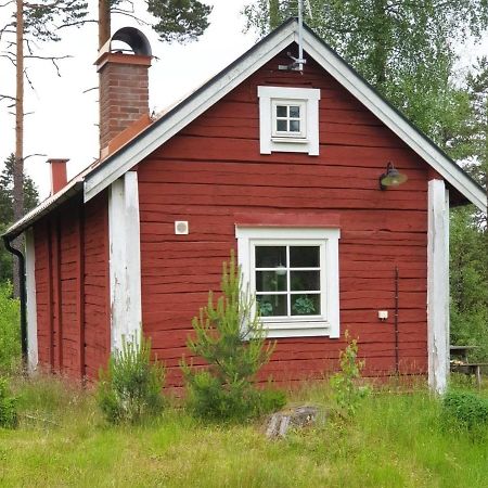 Cabin near lake&beautiful nature reserve. Bodafors Extérieur photo
