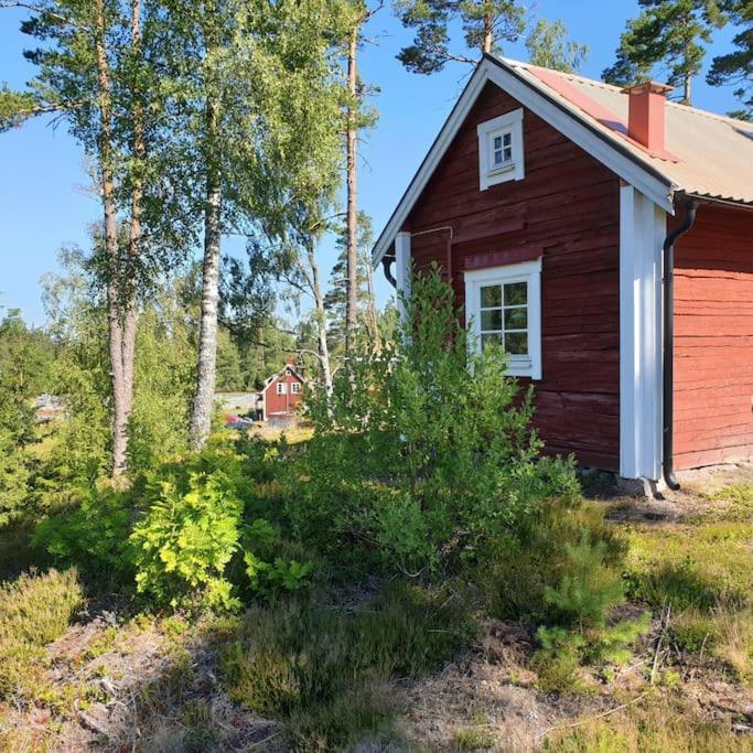 Cabin near lake&beautiful nature reserve. Bodafors Extérieur photo