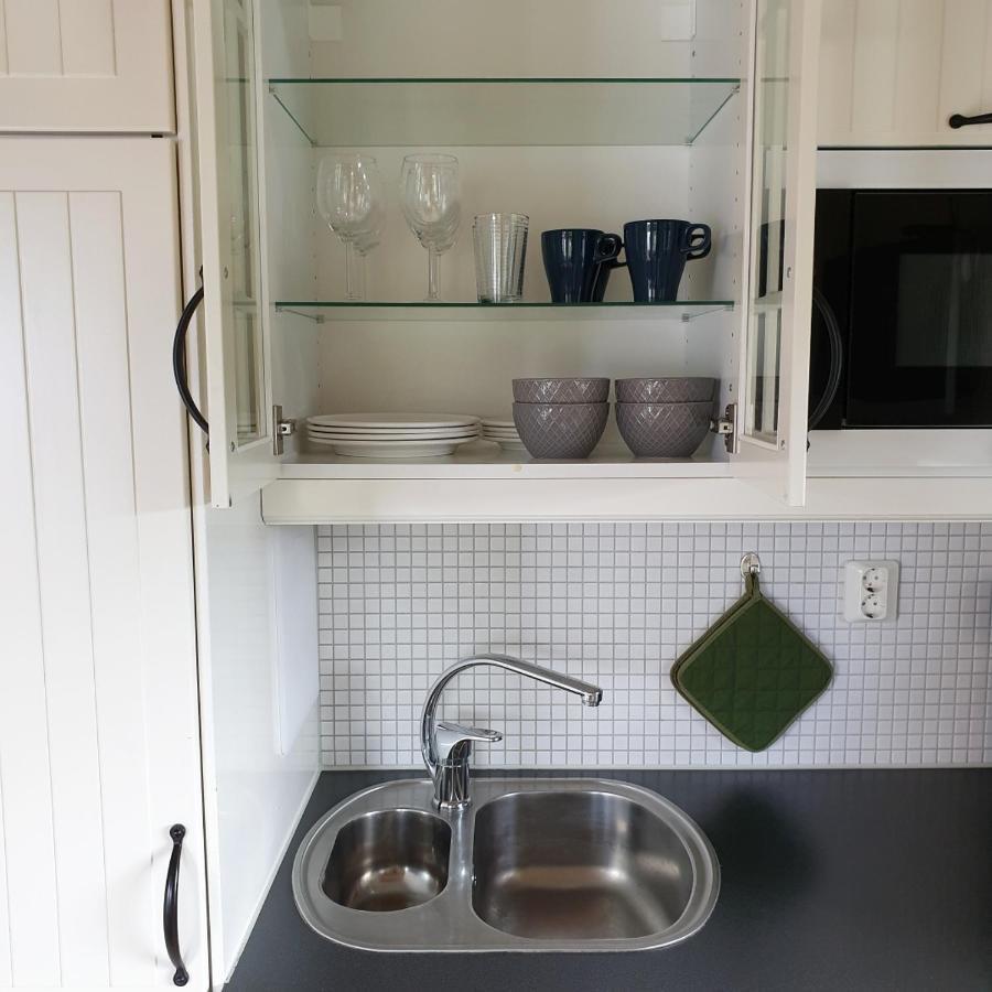 Cabin near lake&beautiful nature reserve. Bodafors Extérieur photo