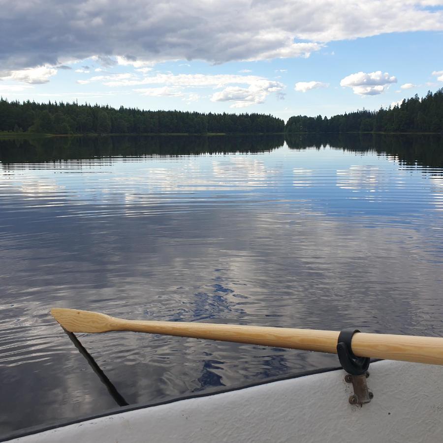 Cabin near lake&beautiful nature reserve. Bodafors Extérieur photo